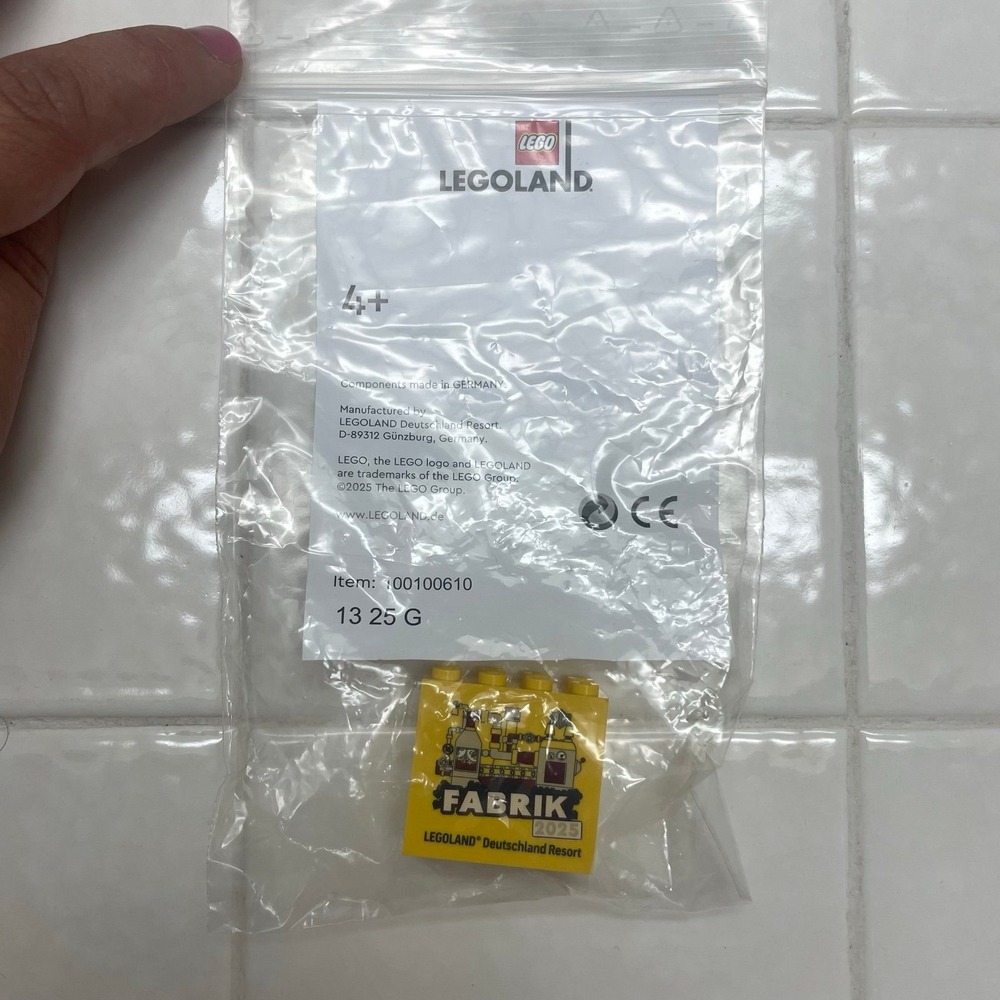 NWT Lego FabriK block Germany